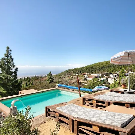 Vakantiehuis El Cazador 2 *